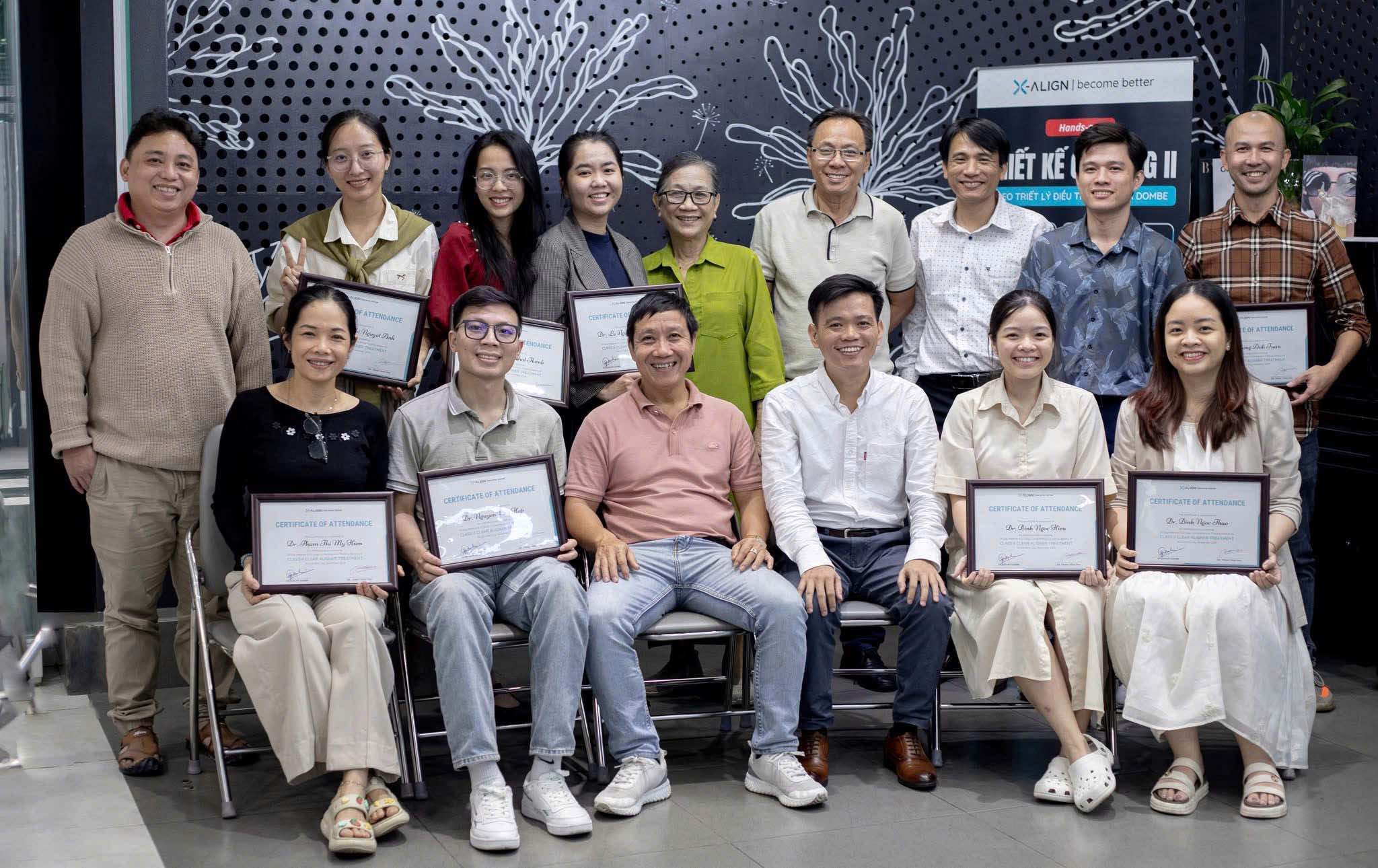 Ảnh lưu niệm tập thể lớp