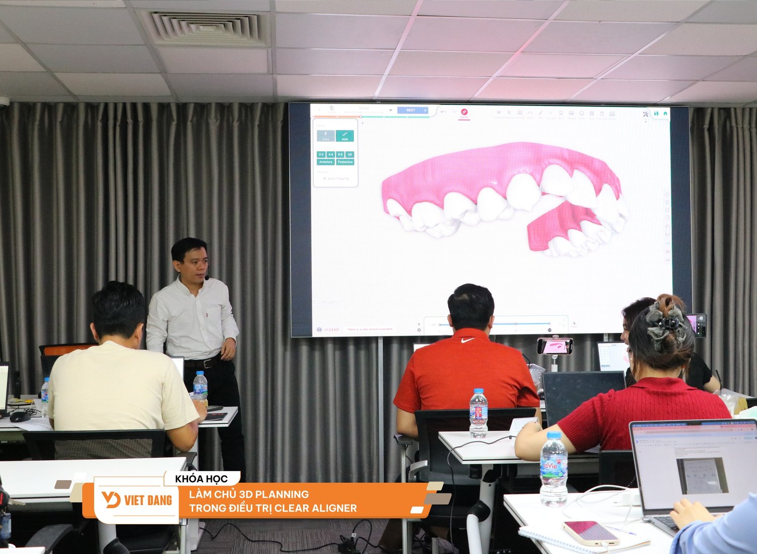 Ảnh lưu niệm tập thể lớp