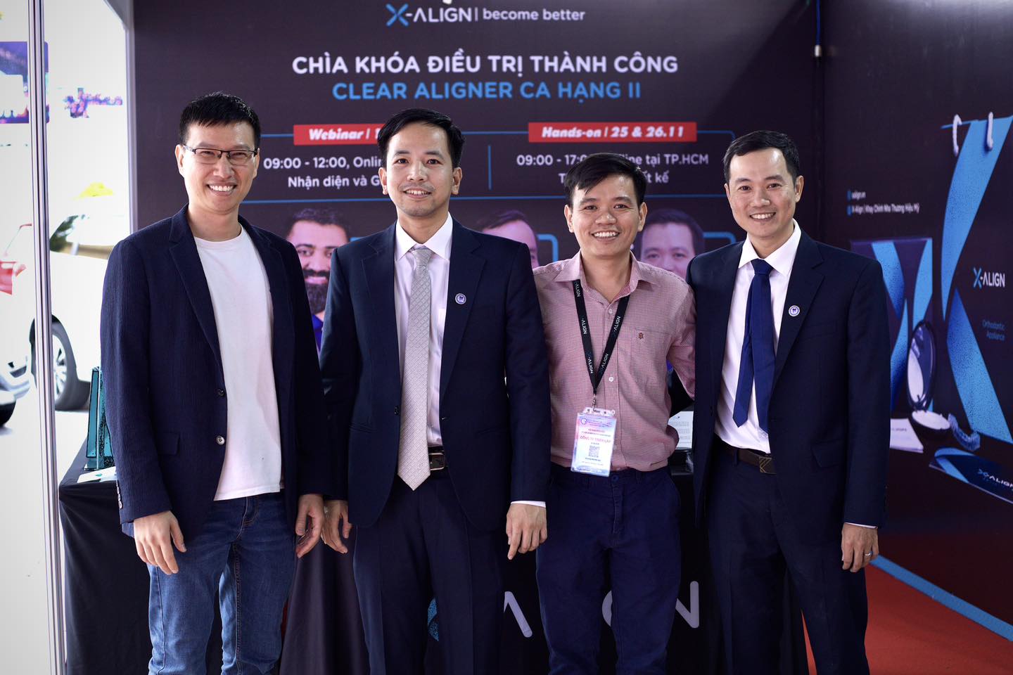 Ảnh lưu niệm tập thể lớp